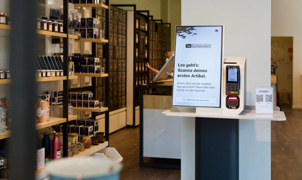 Terminal de caisse en libre-service FLEX21.5 dans les magasins TeeGschwendner
