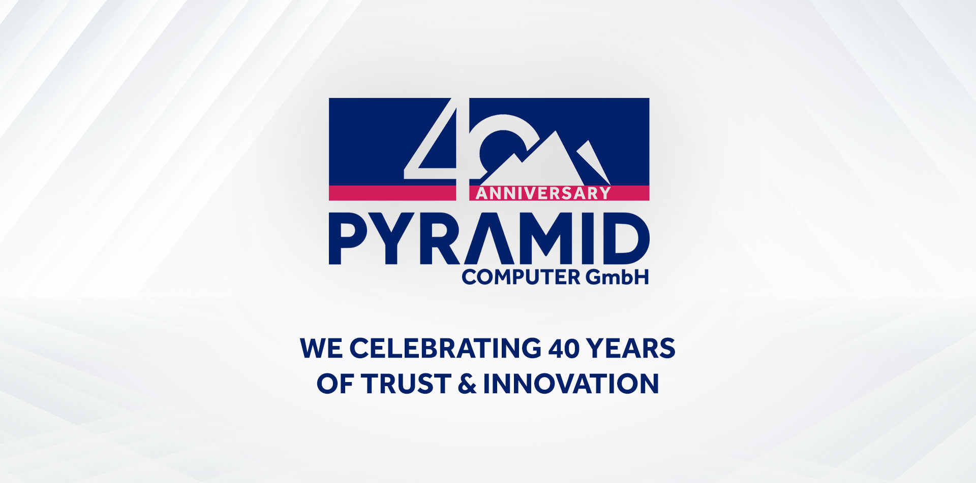 Pyramid : 40 ans d'innovation informatique depuis 1985. Fabriqué en Allemagne